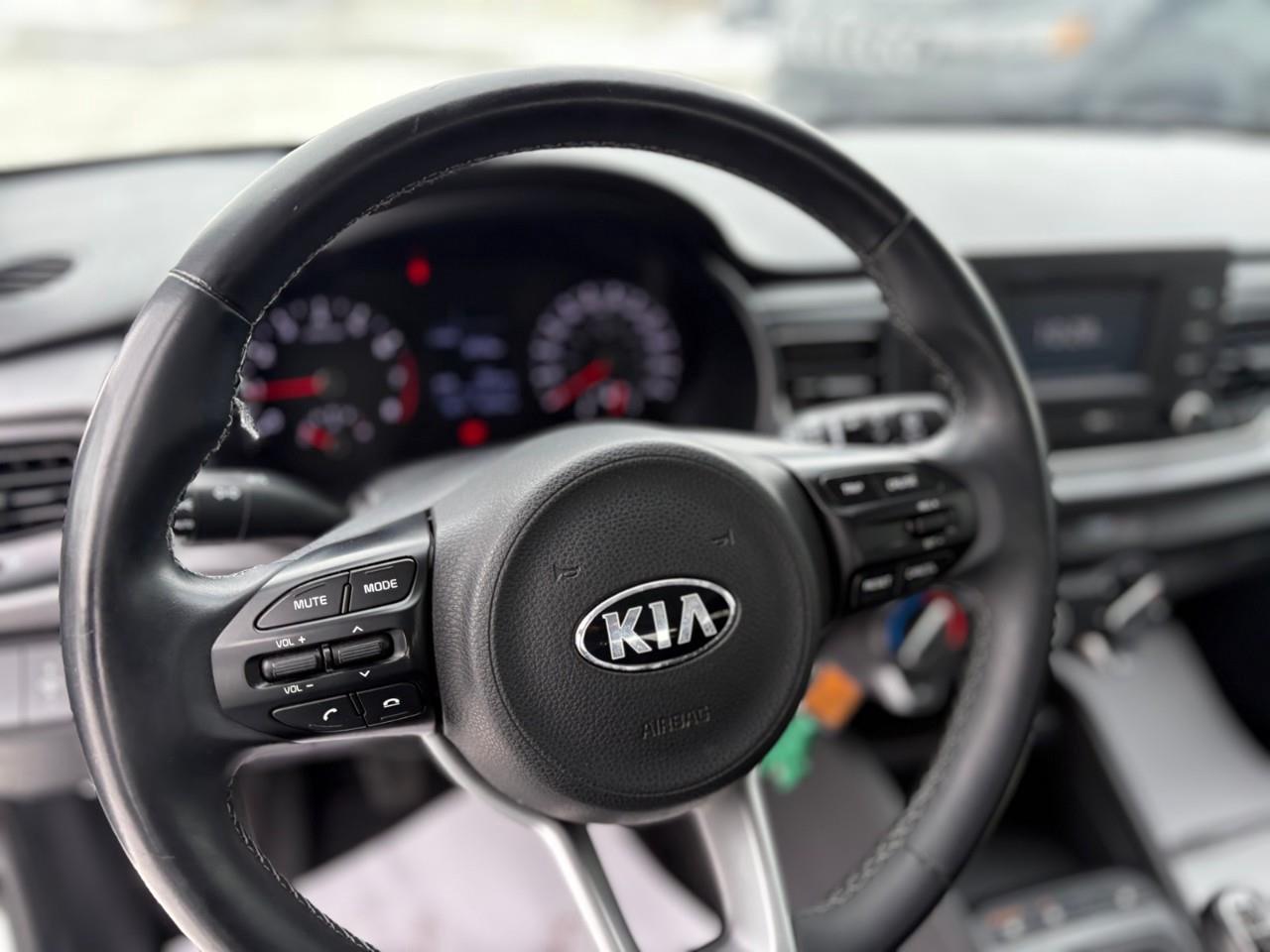 2018 Kia Rio5 LX+ (M6) 4dr Hatchback Photo2