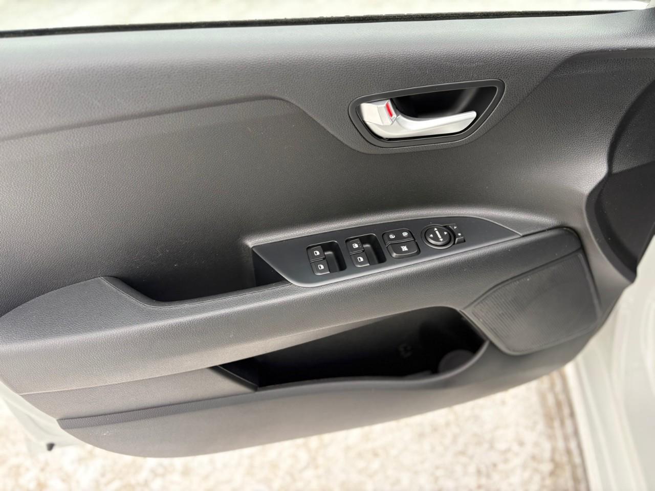 2018 Kia Rio5 LX+ (M6) 4dr Hatchback Photo