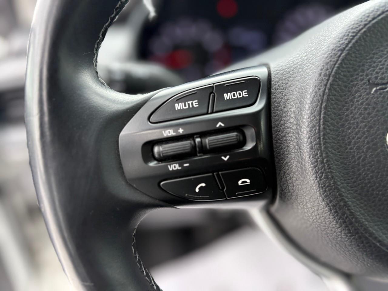 2018 Kia Rio5 LX+ (M6) 4dr Hatchback Photo