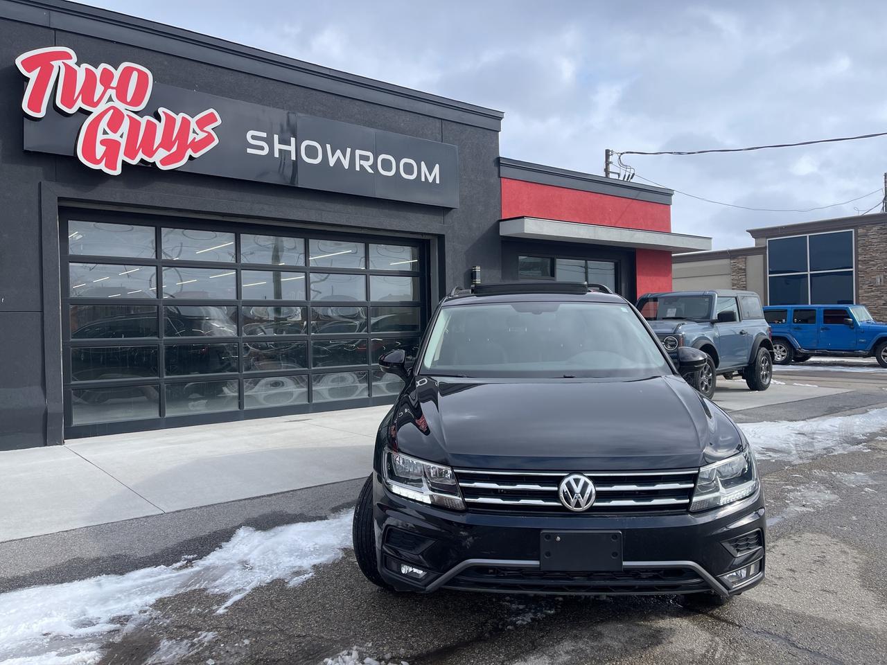 2020 Volkswagen Tiguan Comfortline 4MOTION AWD Sunroof Back Up Camera Photo