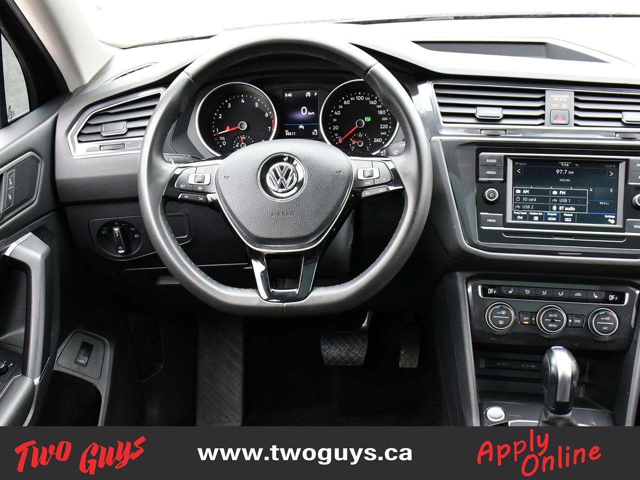 2020 Volkswagen Tiguan Comfortline AWD   Panoroof   Leather Photo