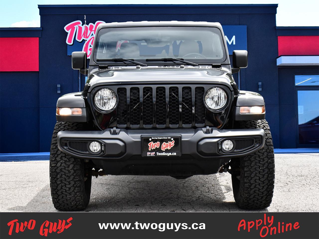 2021 Jeep Gladiator WILLYS   3.6L Auto   Nav   BF Goodrich Tires Photo