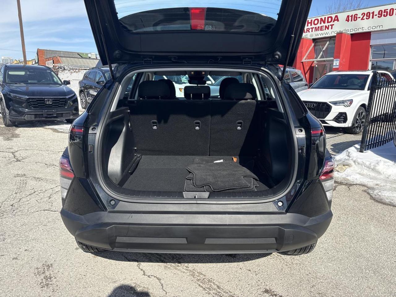 2024 Hyundai KONA Essential AWD Photo