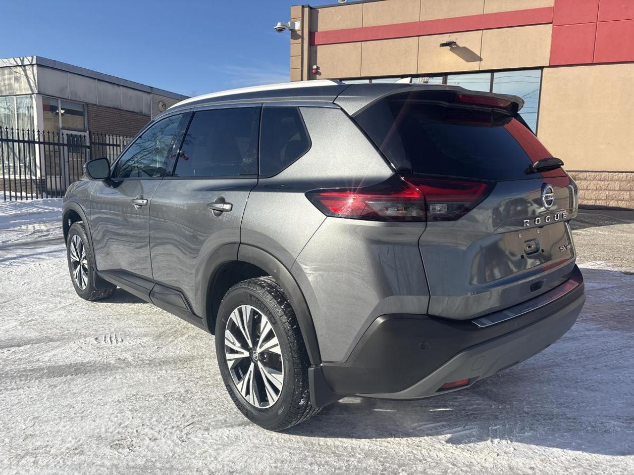 2021 Nissan Rogue SV AWD W/Moonroof Photo3