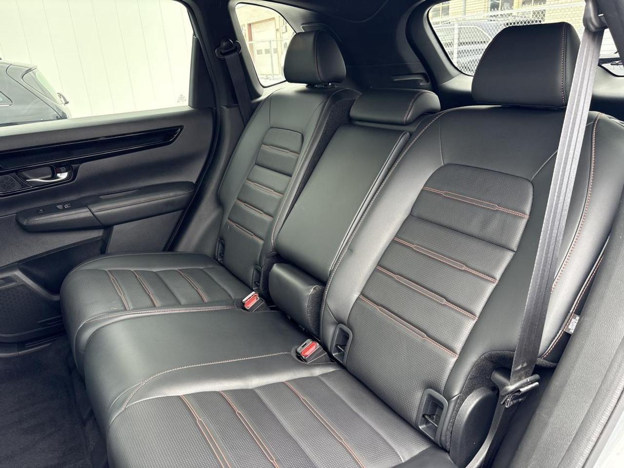 2024 Honda CR-V Hybrid Touring Honda Certified With 7YR/160K Warranty Photo