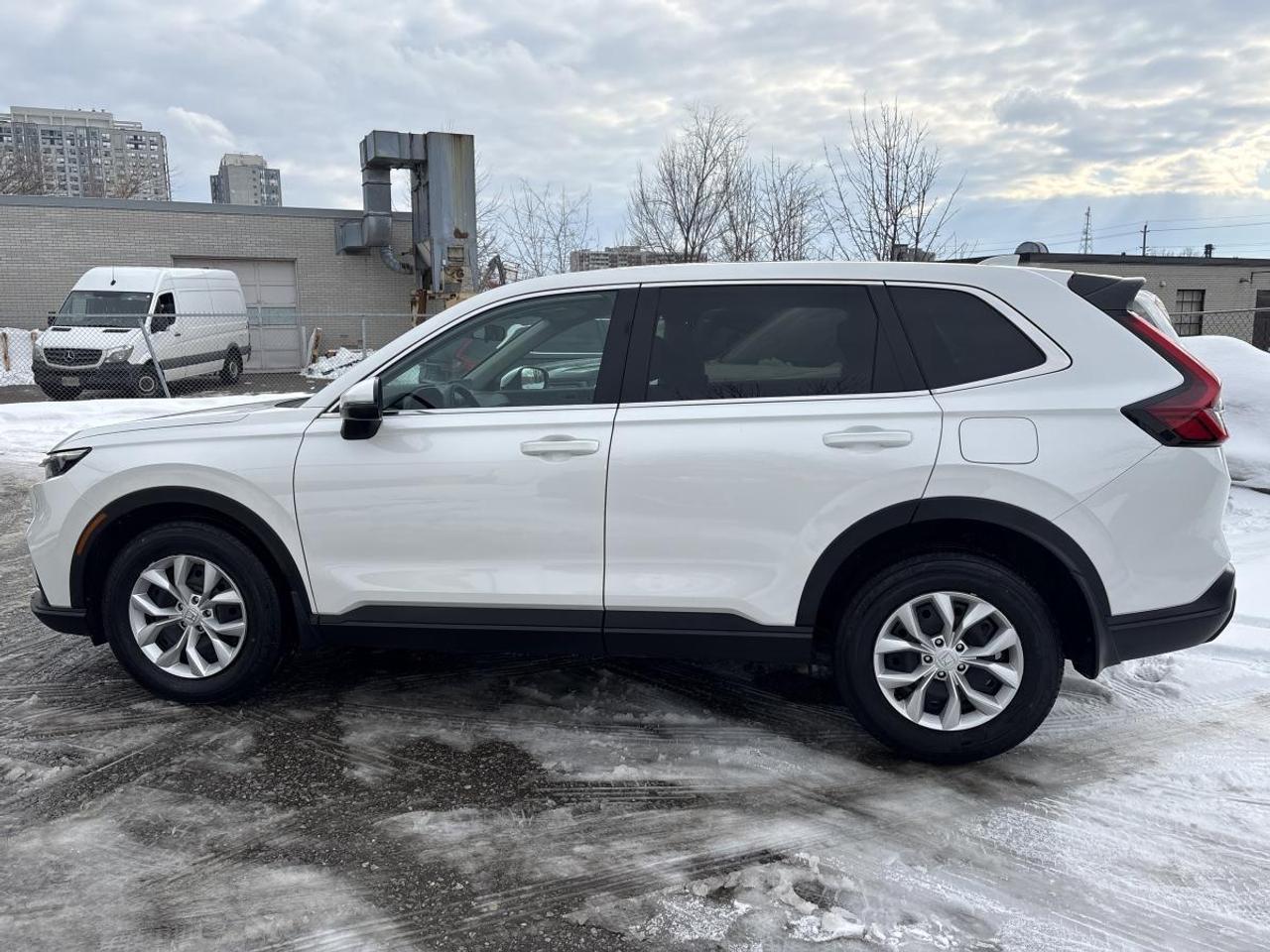 2025 Honda CR-V LX Honda Certified With 7YRS/160K Warranty Photo4