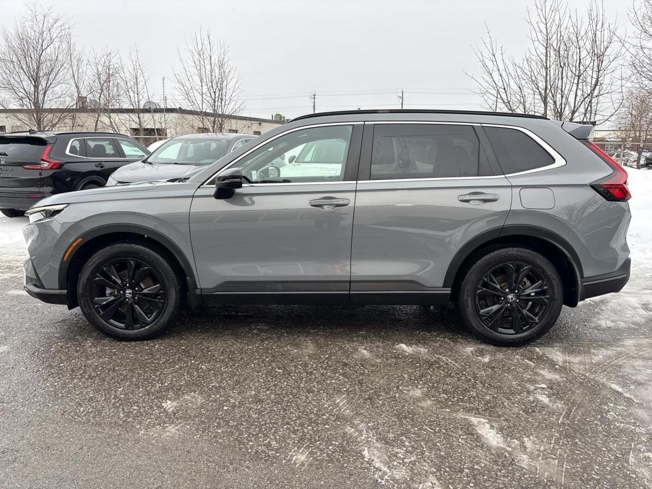 2025 Honda CR-V Hybrid Touring Honda Certified With 7YR/160K Warranty Photo4