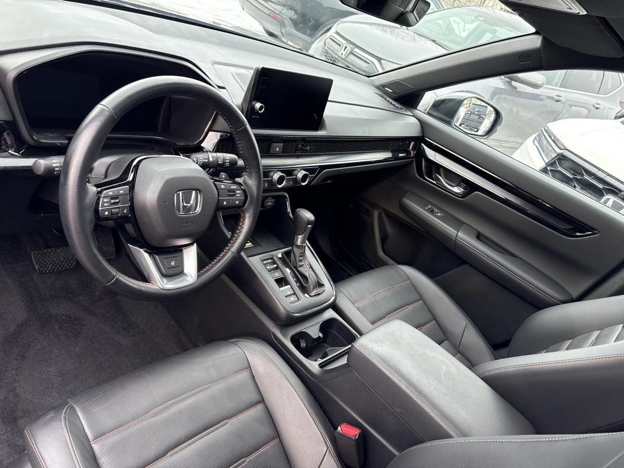 2025 Honda CR-V Hybrid Touring Honda Certified With 7YR/160K Warranty Photo