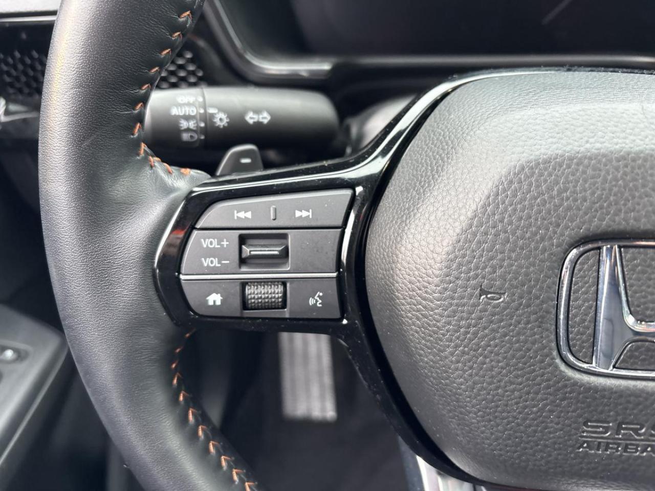 2025 Honda CR-V Hybrid Touring Honda Certified With 7YR/160K Warranty Photo