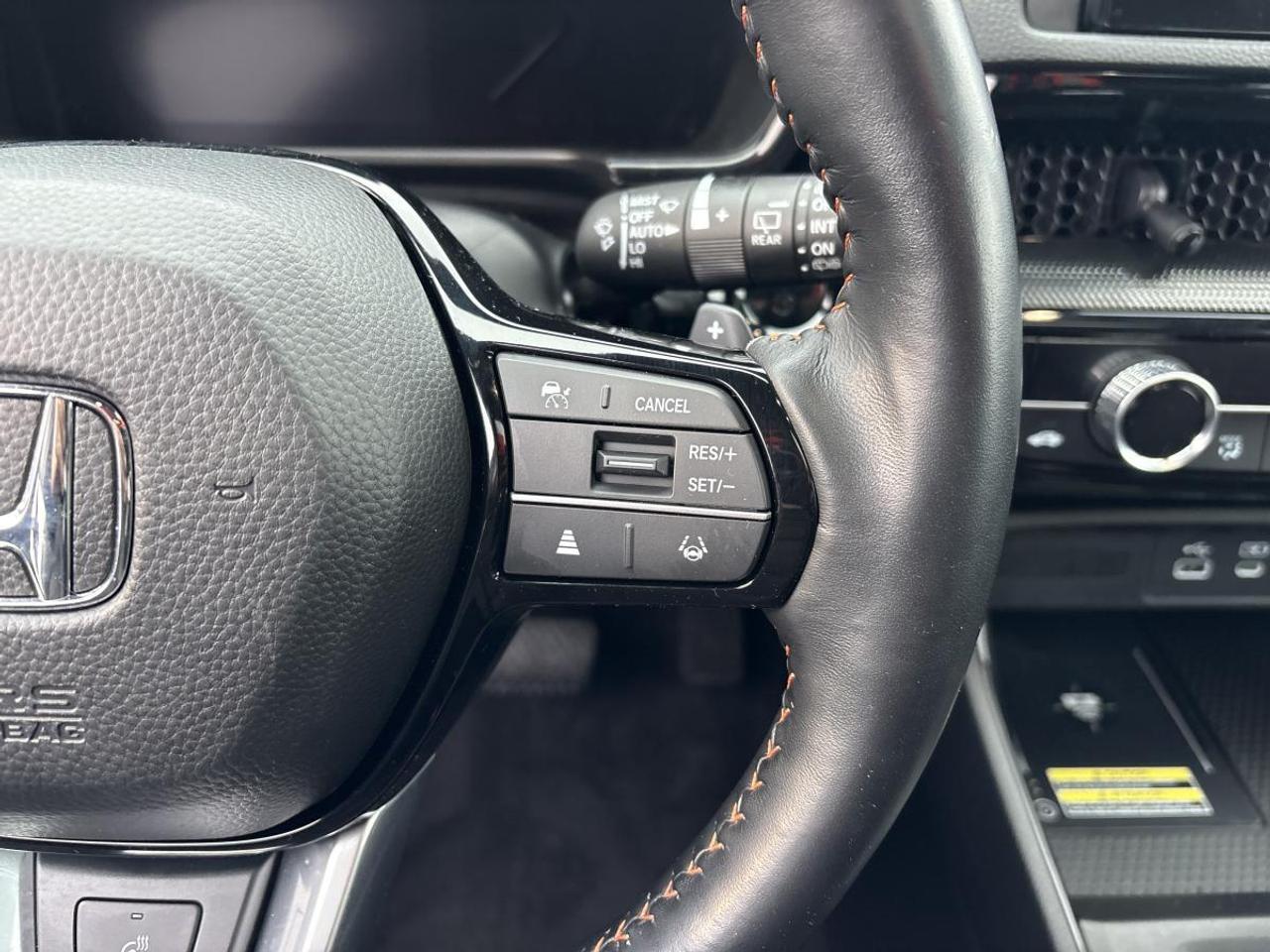 2025 Honda CR-V Hybrid Touring Honda Certified With 7YR/160K Warranty Photo