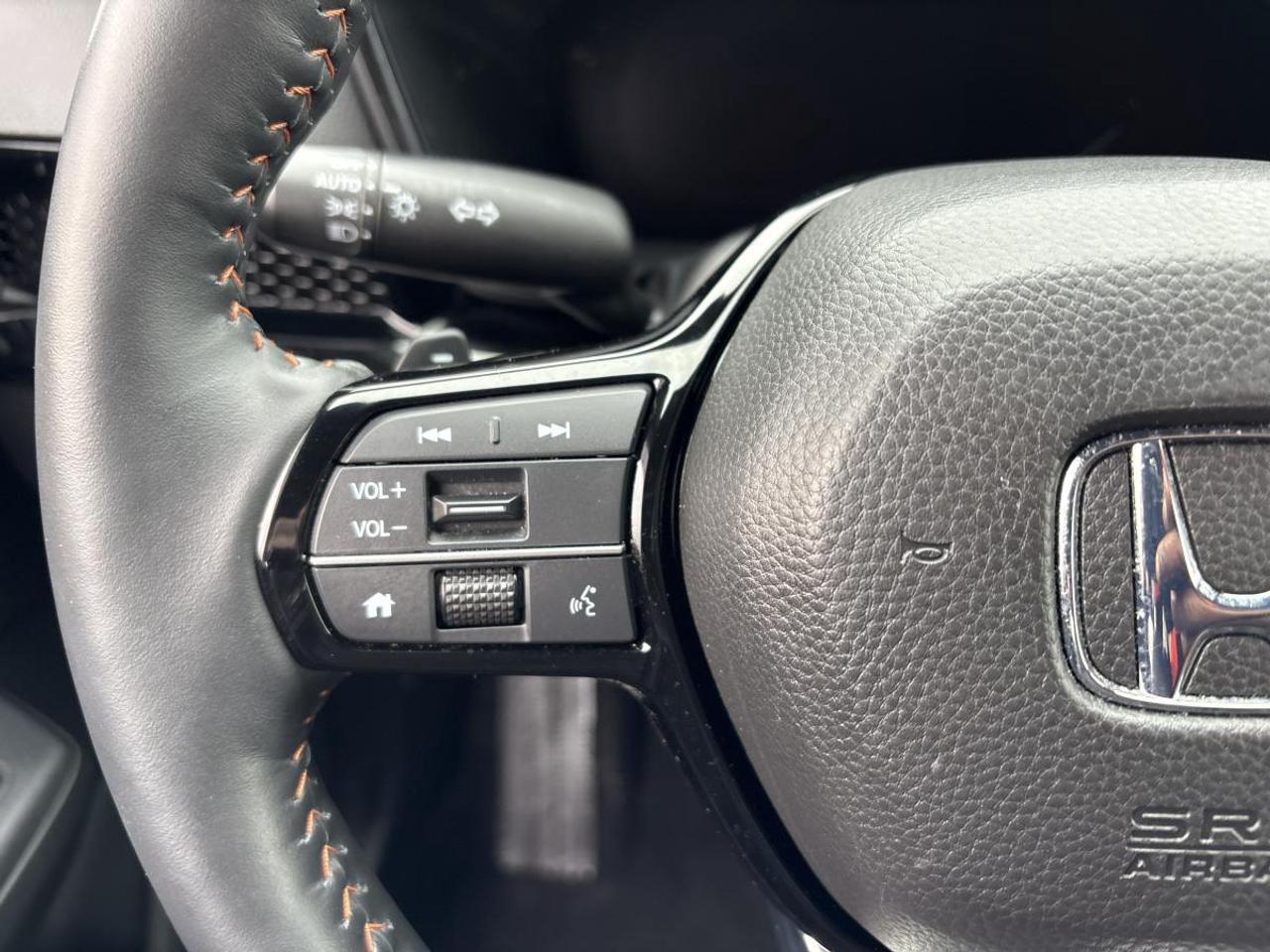 2025 Honda CR-V Hybrid Touring Honda Certified With 7YR/160K Warranty Photo