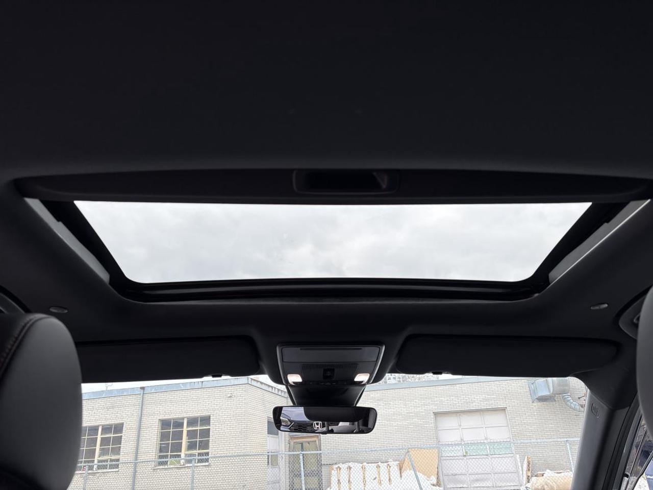 2025 Honda CR-V Hybrid Touring Honda Certified With 7YR/160K Warranty Photo