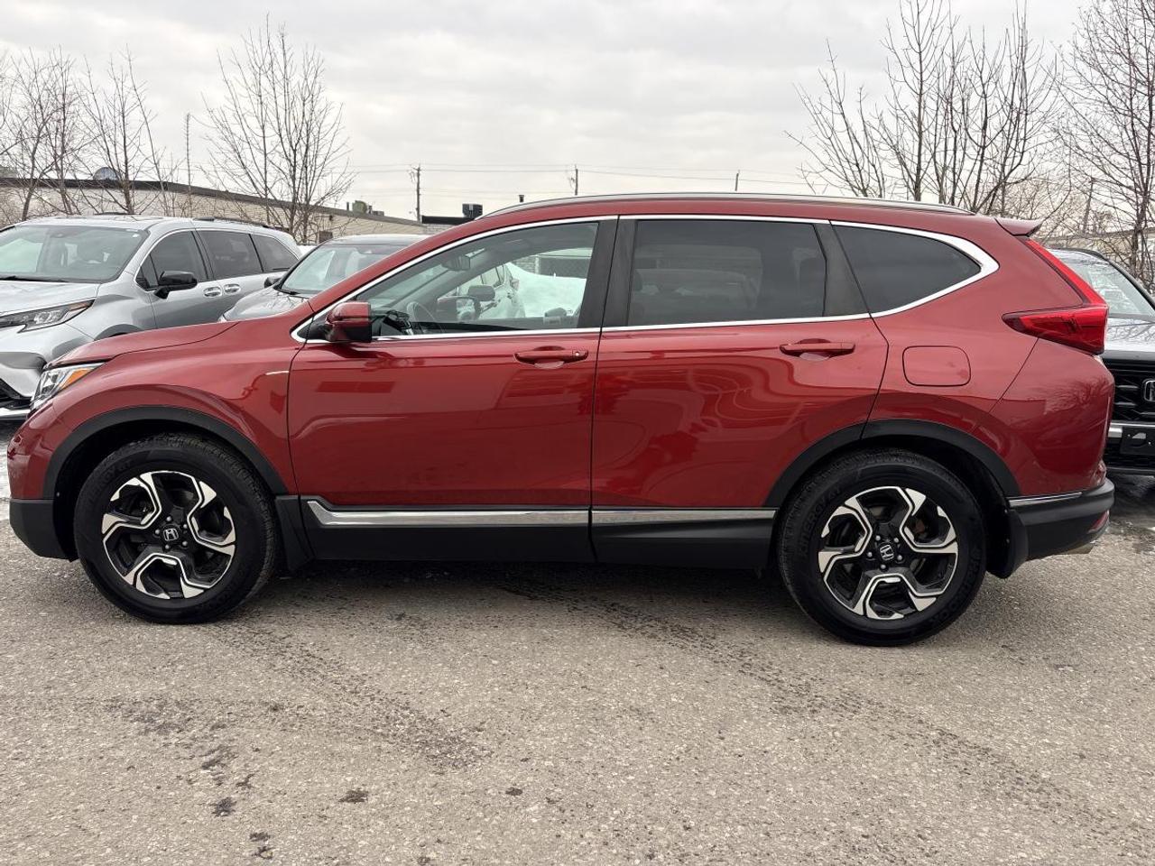 2018 Honda CR-V Touring AWD w/Full Service Records Photo4