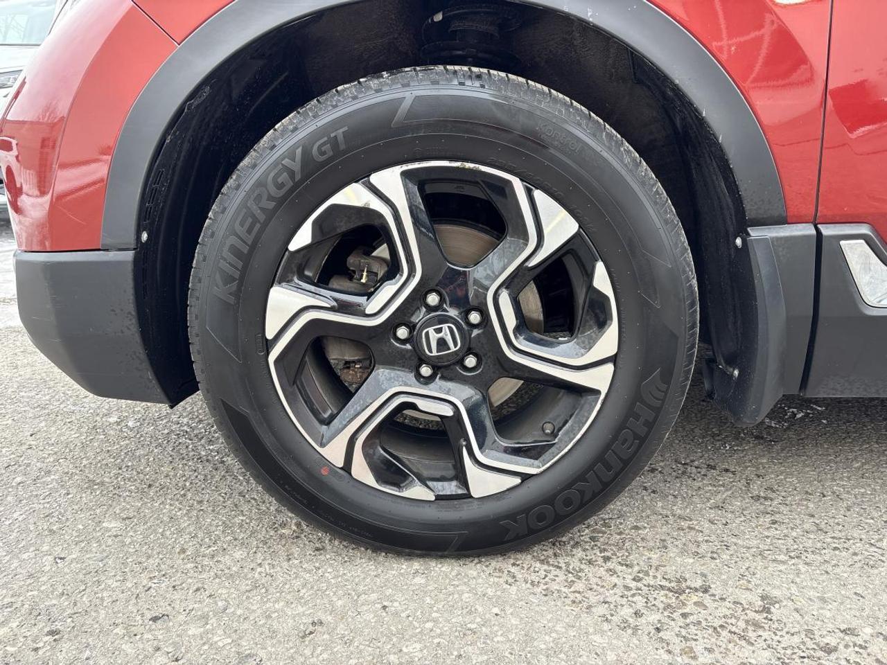 2018 Honda CR-V Touring AWD w/Full Service Records Photo