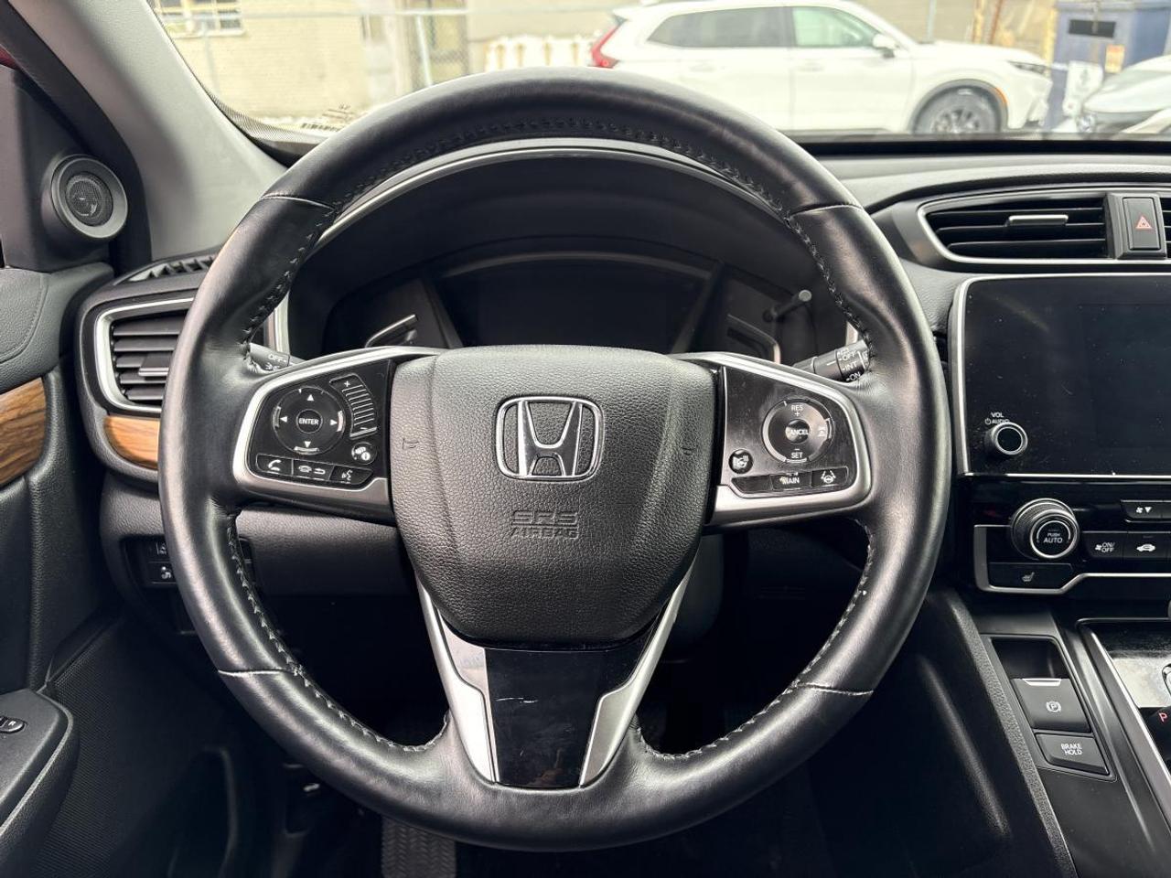 2018 Honda CR-V Touring AWD w/Full Service Records Photo