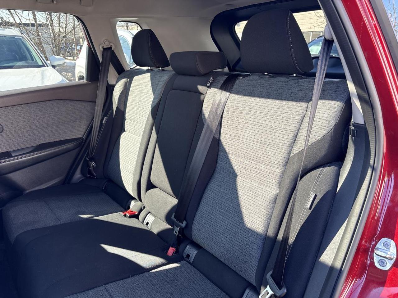 2021 Nissan Rogue SV Photo