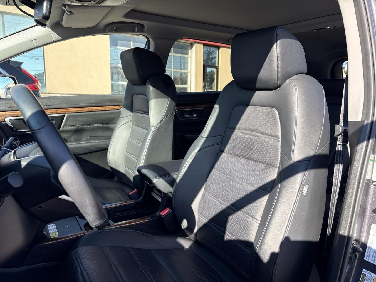 2022 Honda CR-V Touring Honda Certified With 7YR/160K Warranty Photo