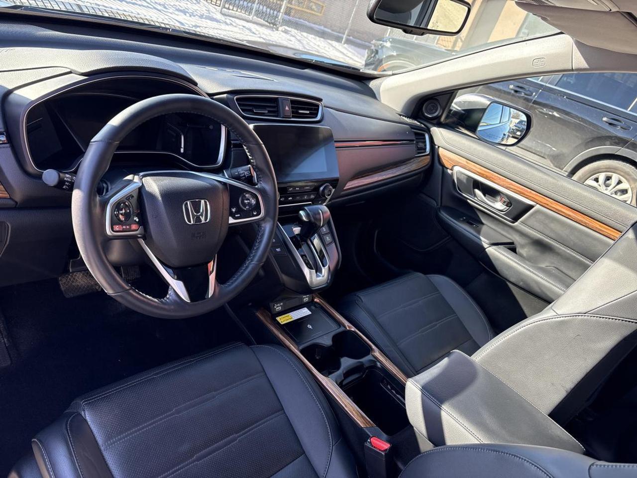 2022 Honda CR-V Touring Honda Certified With 7YR/160K Warranty Photo