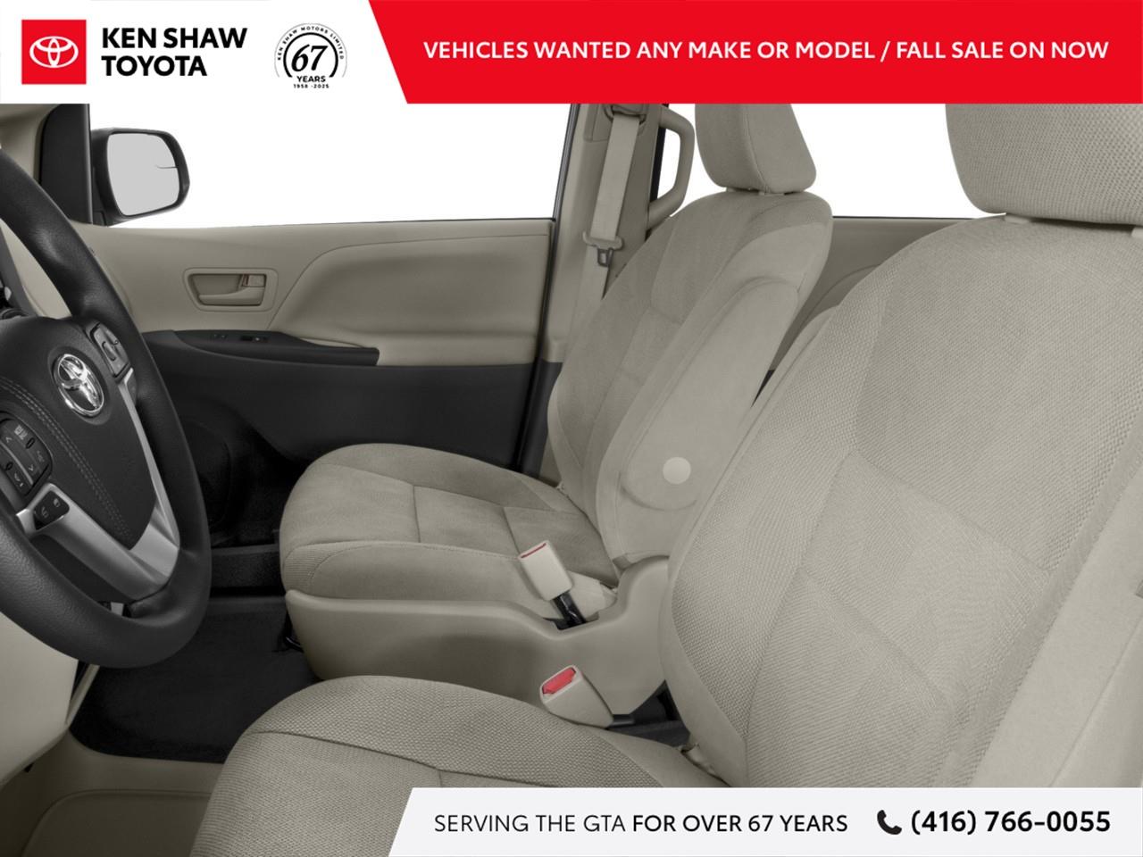 2015 Toyota Sienna LE 8 Passenger 4dr Front-wheel Drive Passenger Van Photo