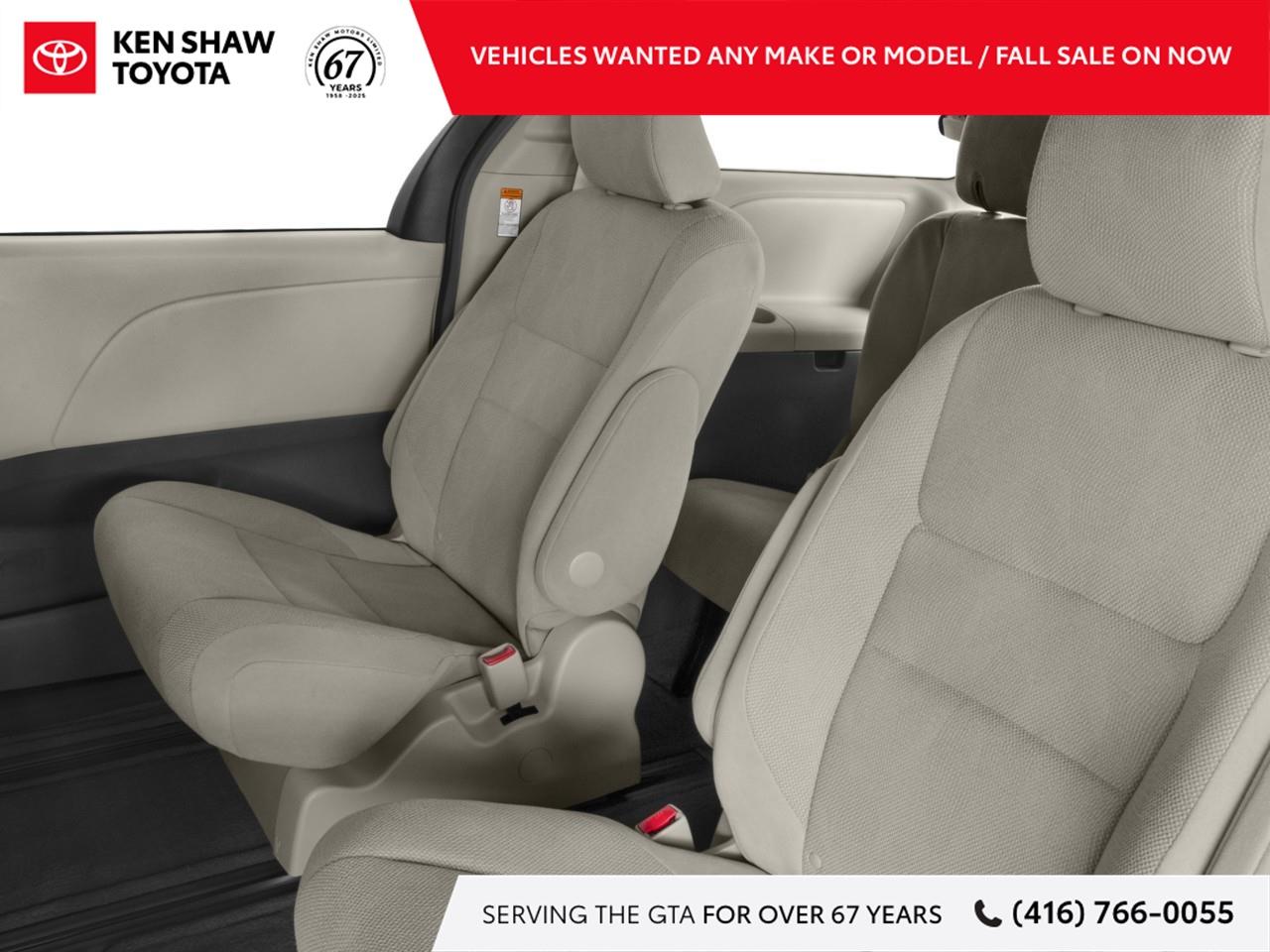 2015 Toyota Sienna LE 8 Passenger 4dr Front-wheel Drive Passenger Van Photo