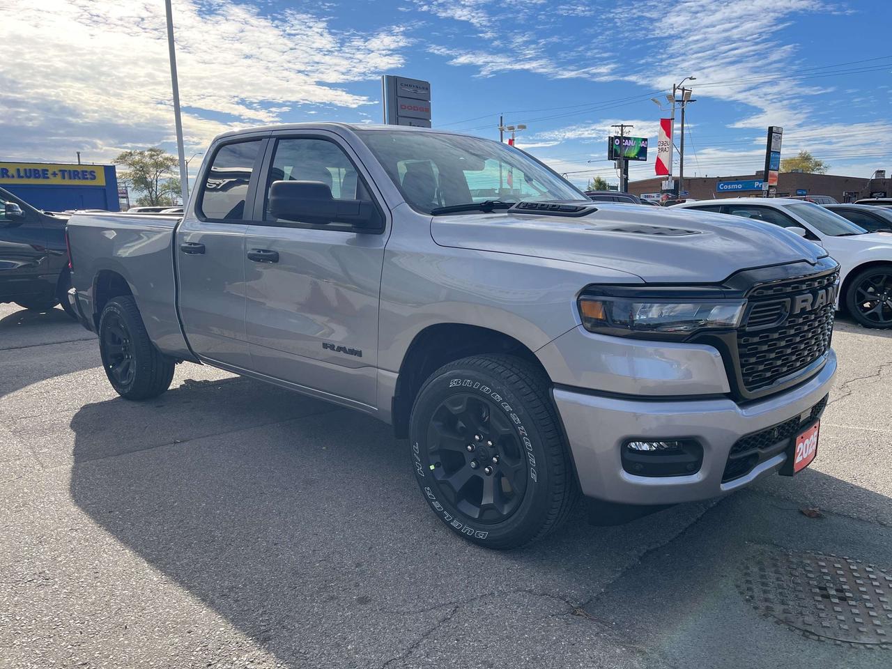 2025 RAM 1500 Black Express 4x4 V6 *ANTI-SPIN *3.55 AXLE *HITCH Photo