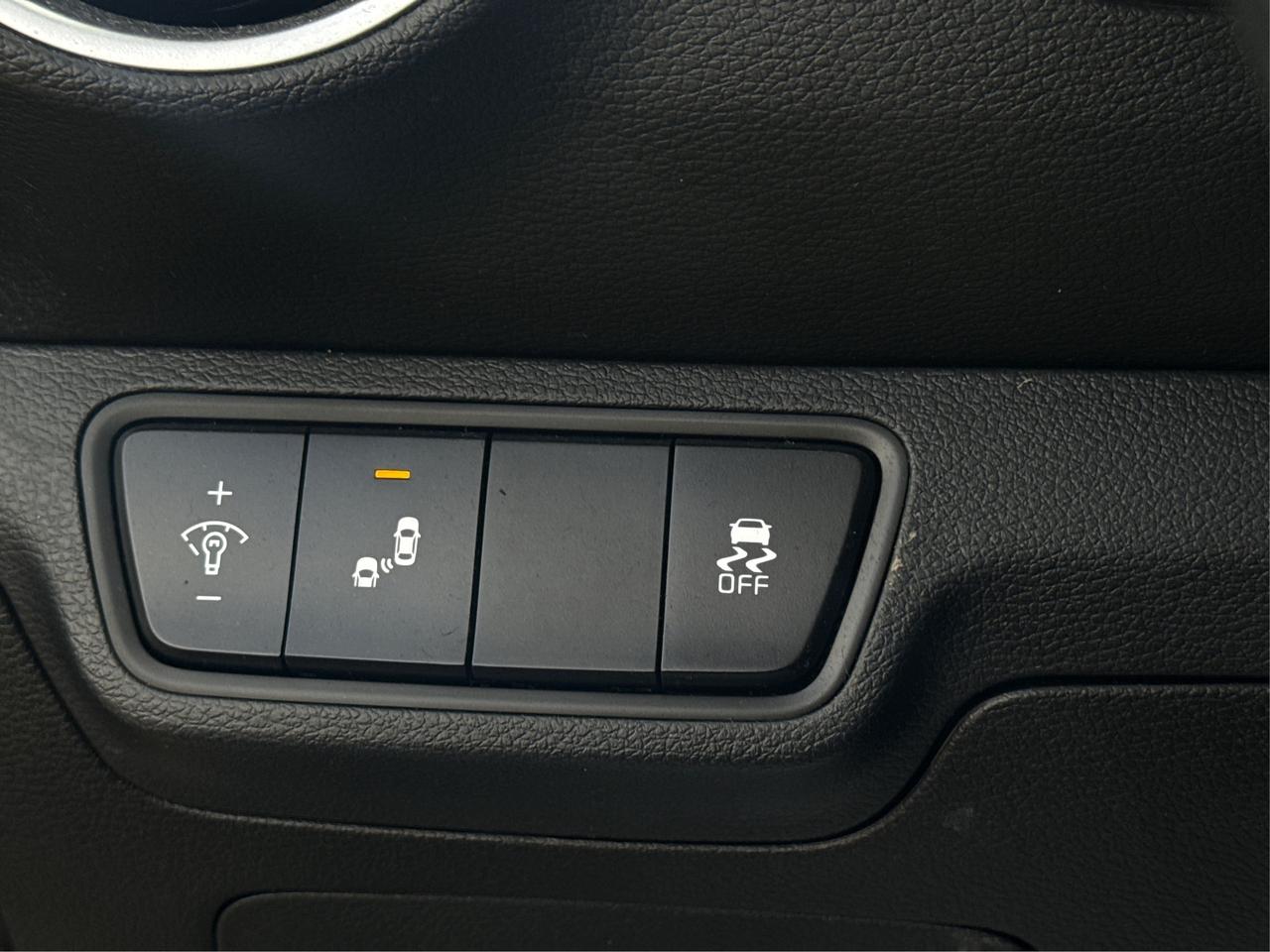 2023 Kia Forte LEATHER POWER SEATS REAR CAM WE FINANCE ALL CREDIT Photo