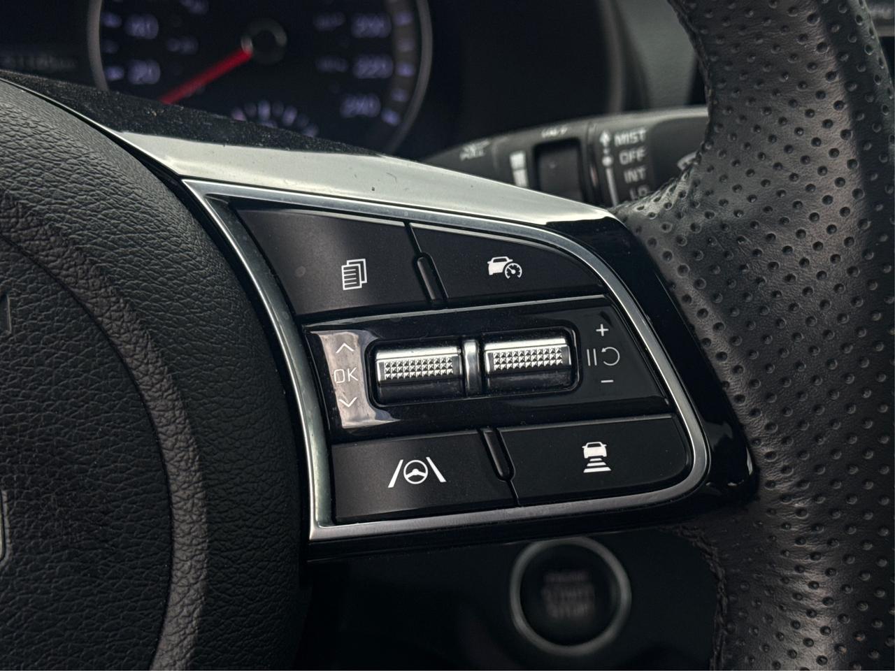 2023 Kia Forte LEATHER POWER SEATS REAR CAM WE FINANCE ALL CREDIT Photo