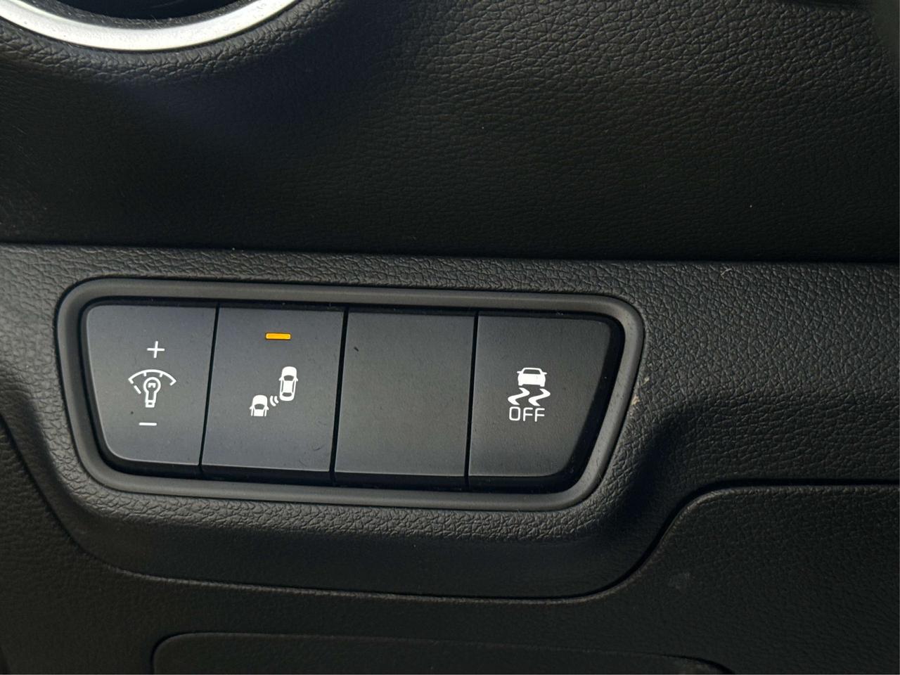 2023 Kia Forte LEATHER POWER SEATS REAR CAM WE FINANCE ALL CREDIT Photo