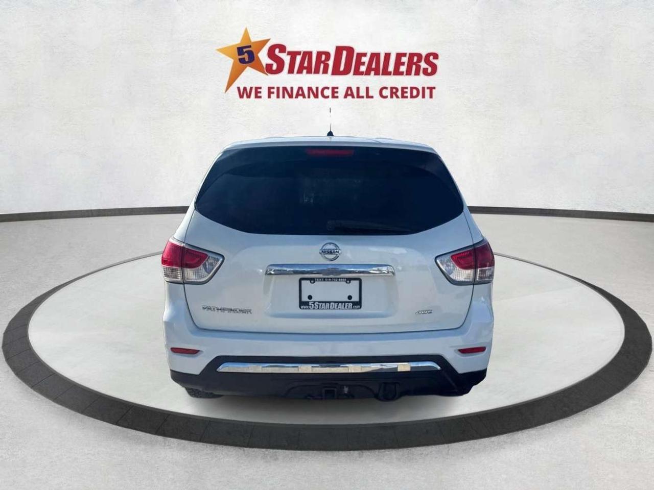 2016 Nissan Pathfinder CERTIFIED  7 PASSENGERS   WE FINANCE ALL CREDIT Photo