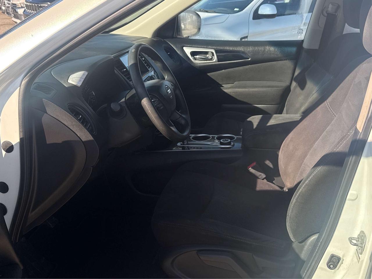 2016 Nissan Pathfinder CERTIFIED  7 PASSENGERS   WE FINANCE ALL CREDIT Photo