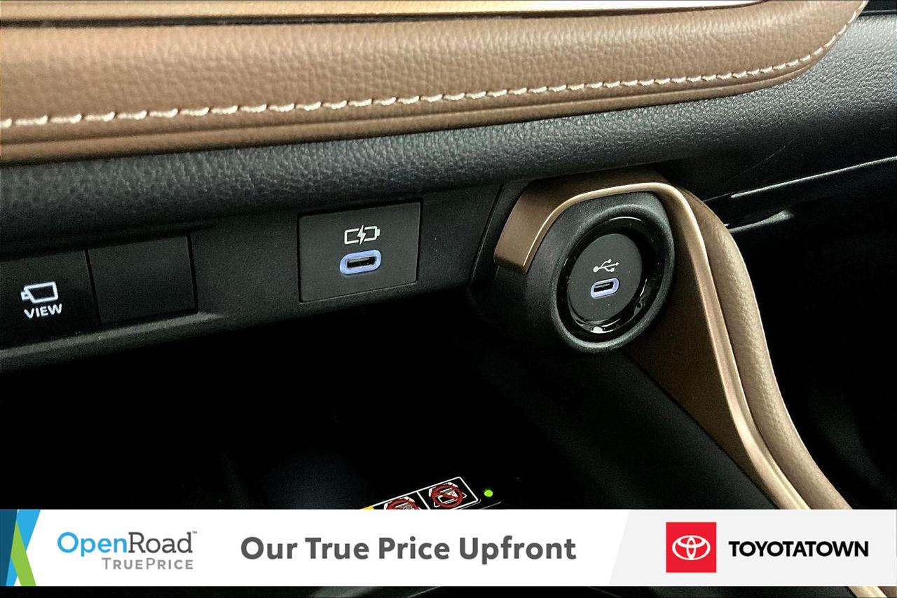 2025 Toyota Grand Highlander PLATINUM! CERTIFIED PRE OWNED! ACCIDENT FREE! ELIG Photo