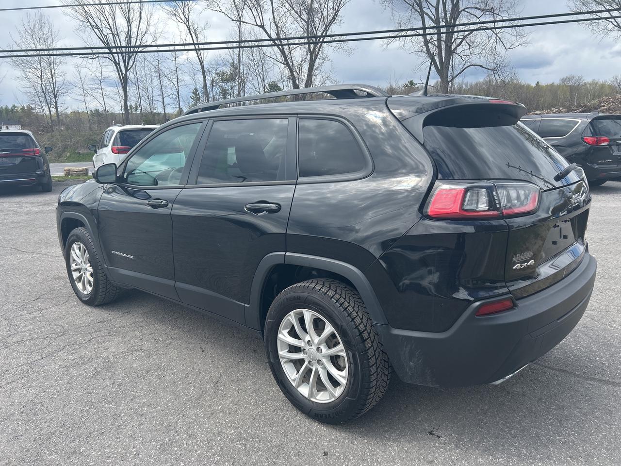2022 Jeep Cherokee North V6 Photo