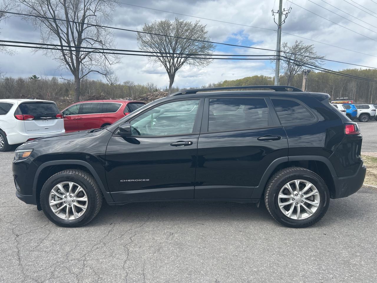 2022 Jeep Cherokee North V6 Photo