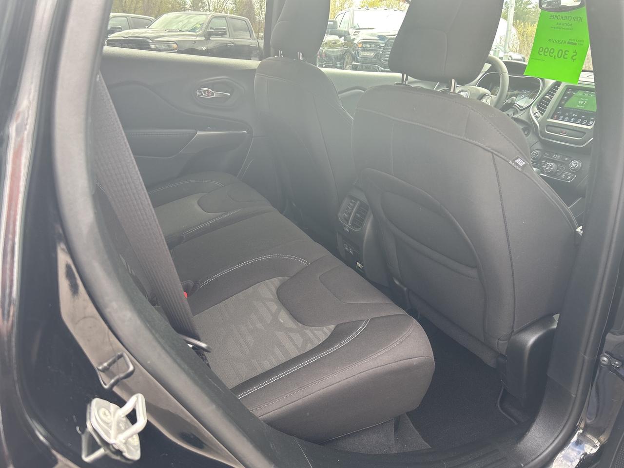 2022 Jeep Cherokee North V6 Photo