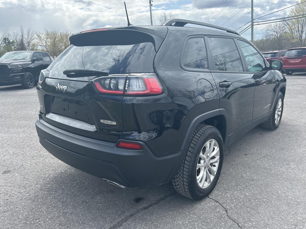2022 Jeep Cherokee North V6 Photo