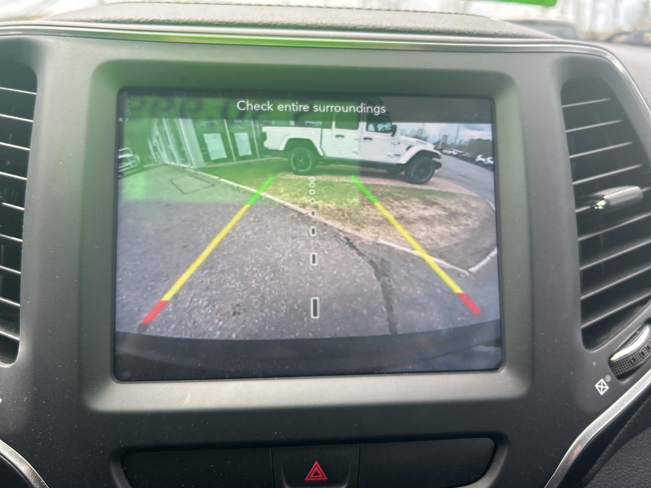 2022 Jeep Cherokee North V6 Photo