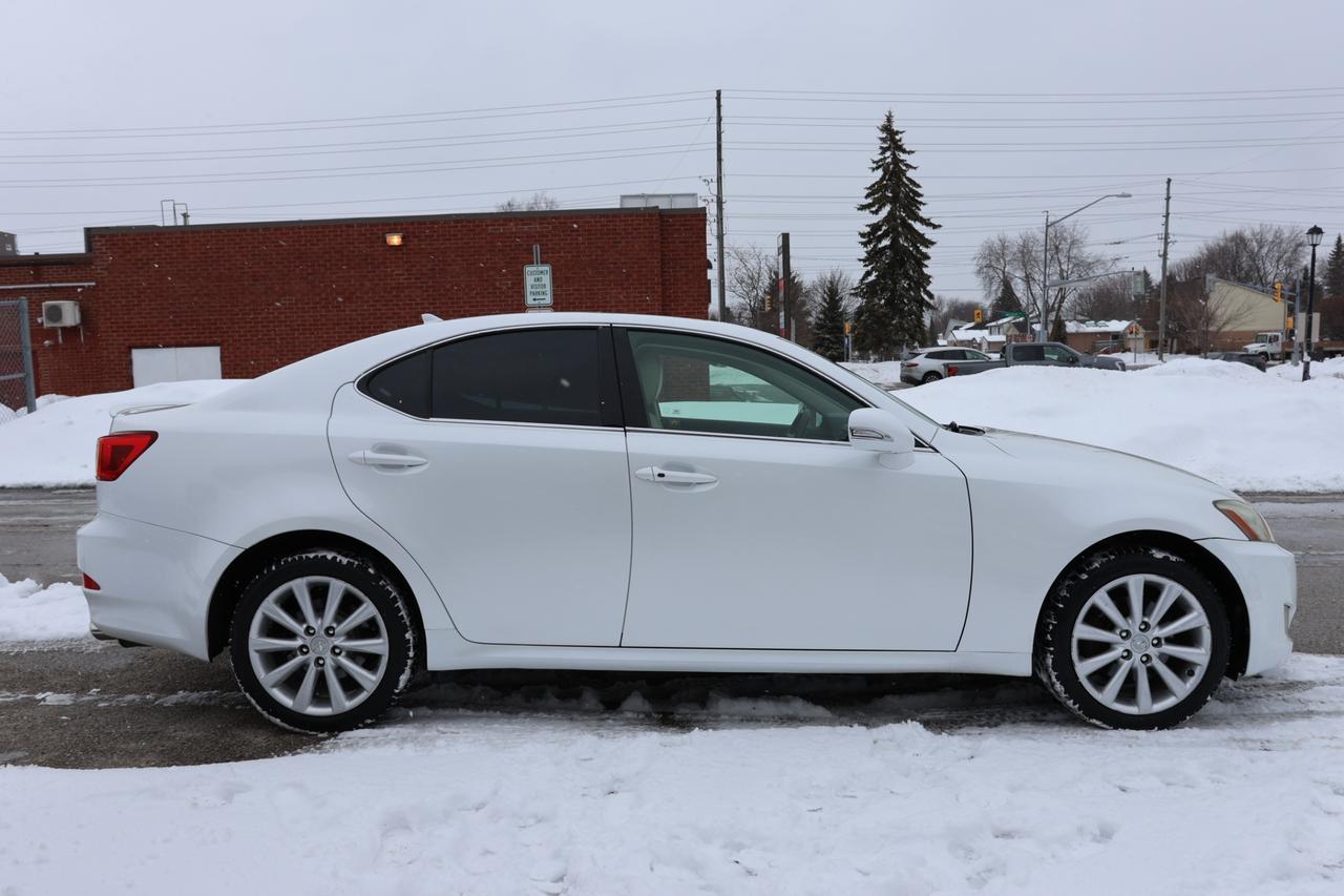2009 Lexus IS 250-AWD/NAV/B CAM/LEATHER/P SEATS/H SEATS/SUNROOF/ Photo