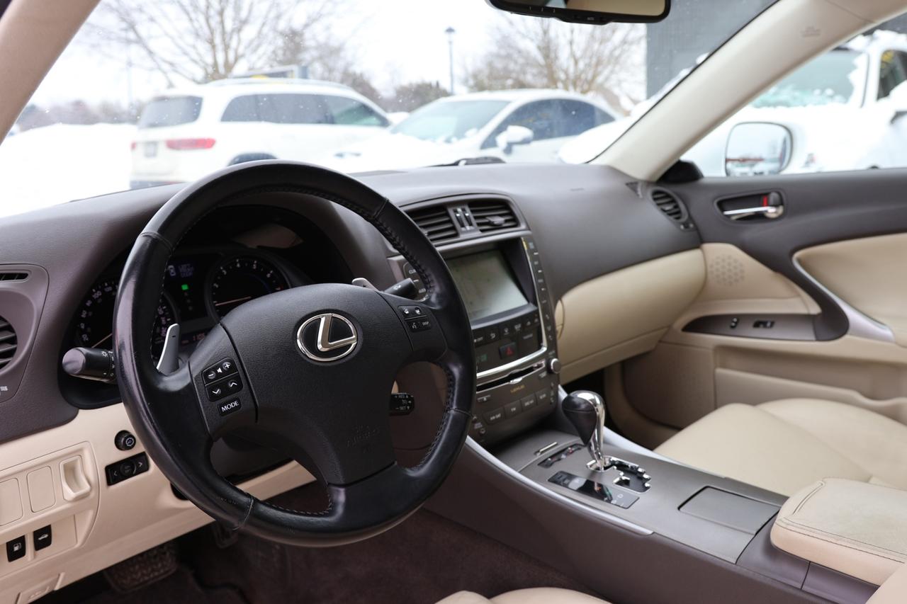 2009 Lexus IS 250-AWD/NAV/B CAM/LEATHER/P SEATS/H SEATS/SUNROOF/ Photo