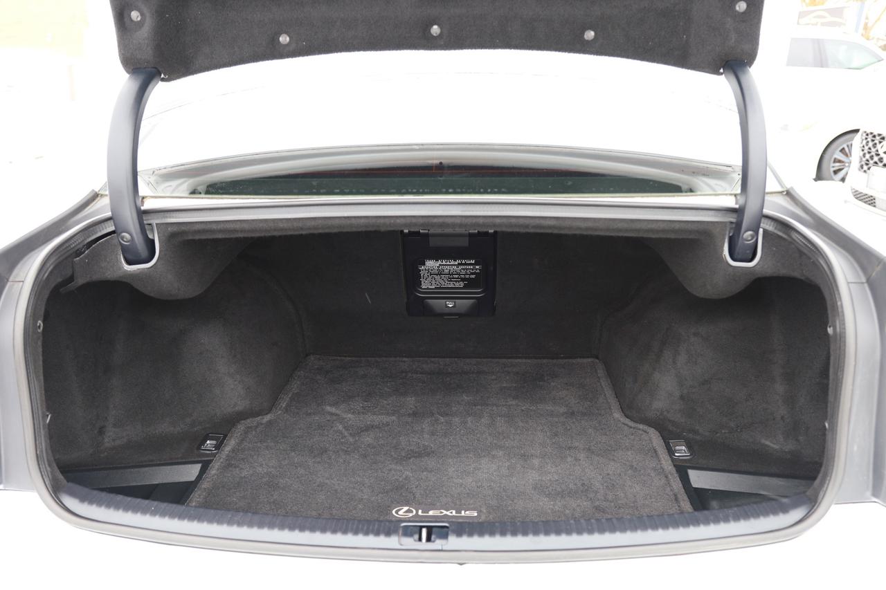 2009 Lexus IS 250-AWD/NAV/B CAM/LEATHER/P SEATS/H SEATS/SUNROOF/ Photo