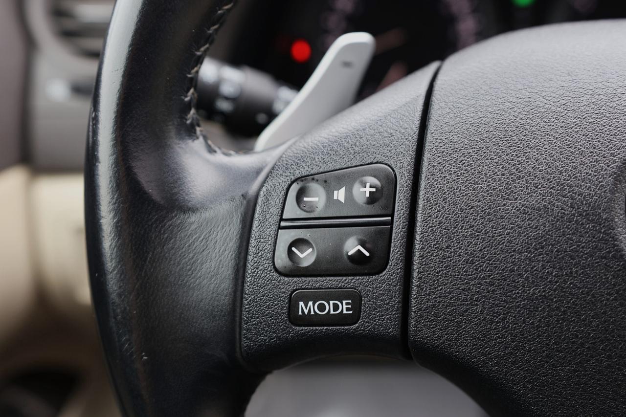 2009 Lexus IS 250-AWD/NAV/B CAM/LEATHER/P SEATS/H SEATS/SUNROOF/ Photo