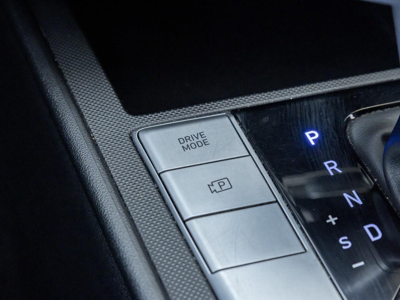 2023 Hyundai Elantra PREFERRED 4DR SEDAN Photo