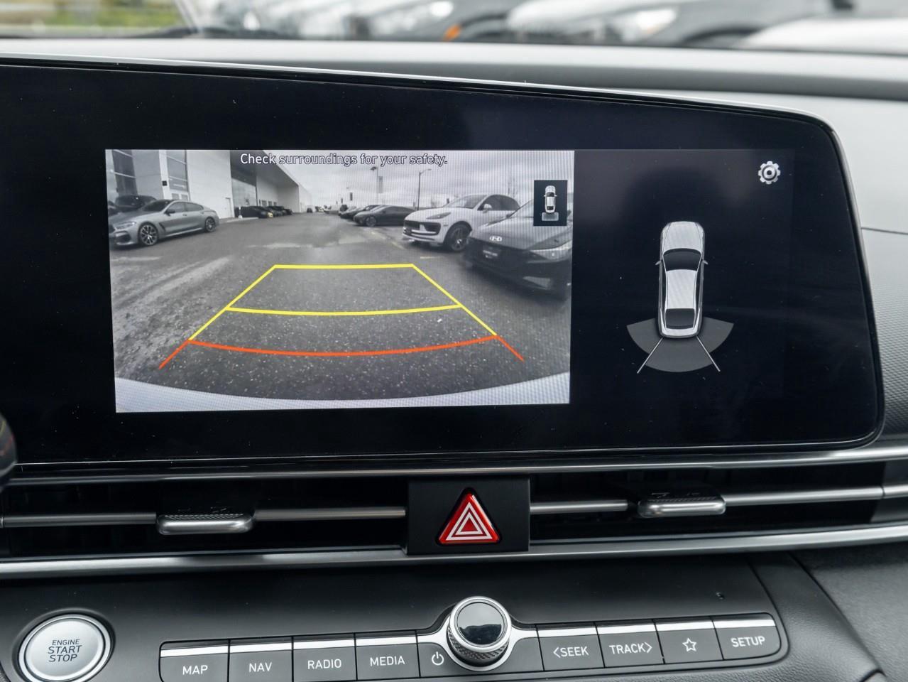 2022 Hyundai Elantra Ultimate Tech 4dr Sedan Photo