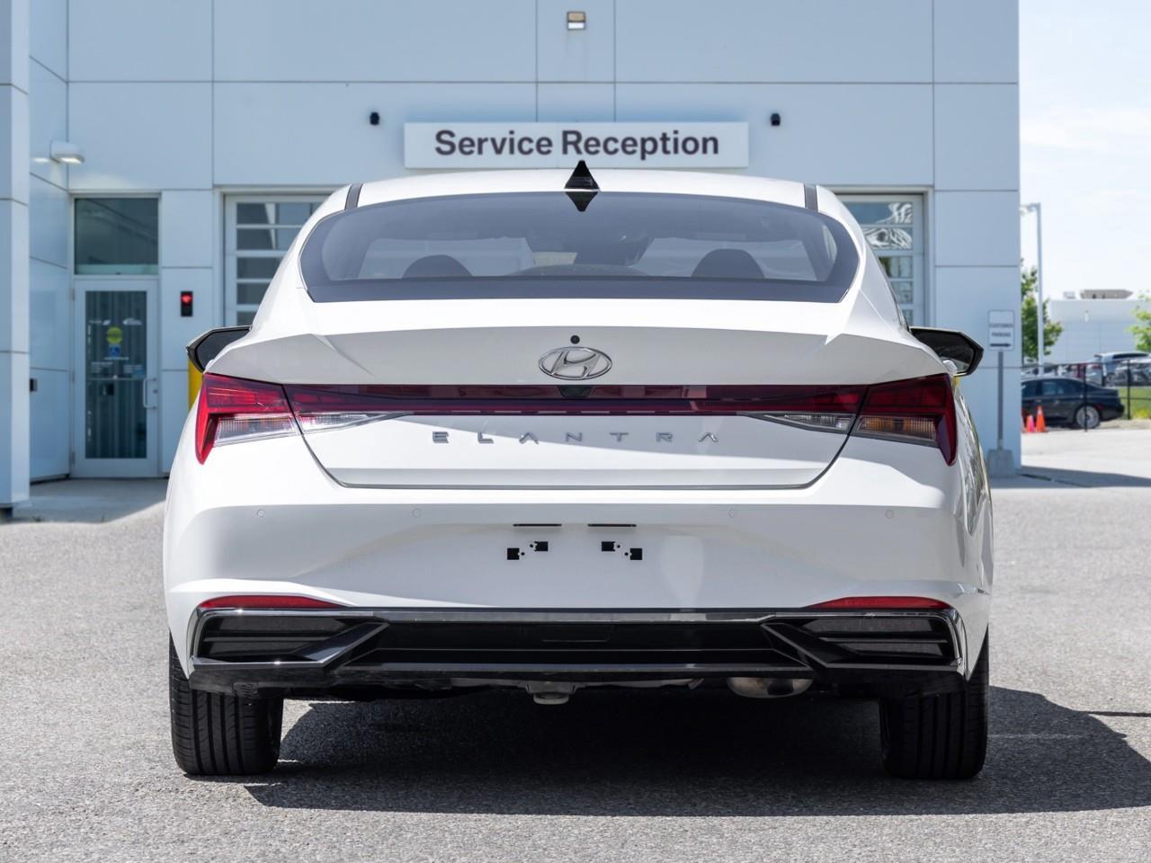 2022 Hyundai Elantra Ultimate Tech 4dr Sedan Photo