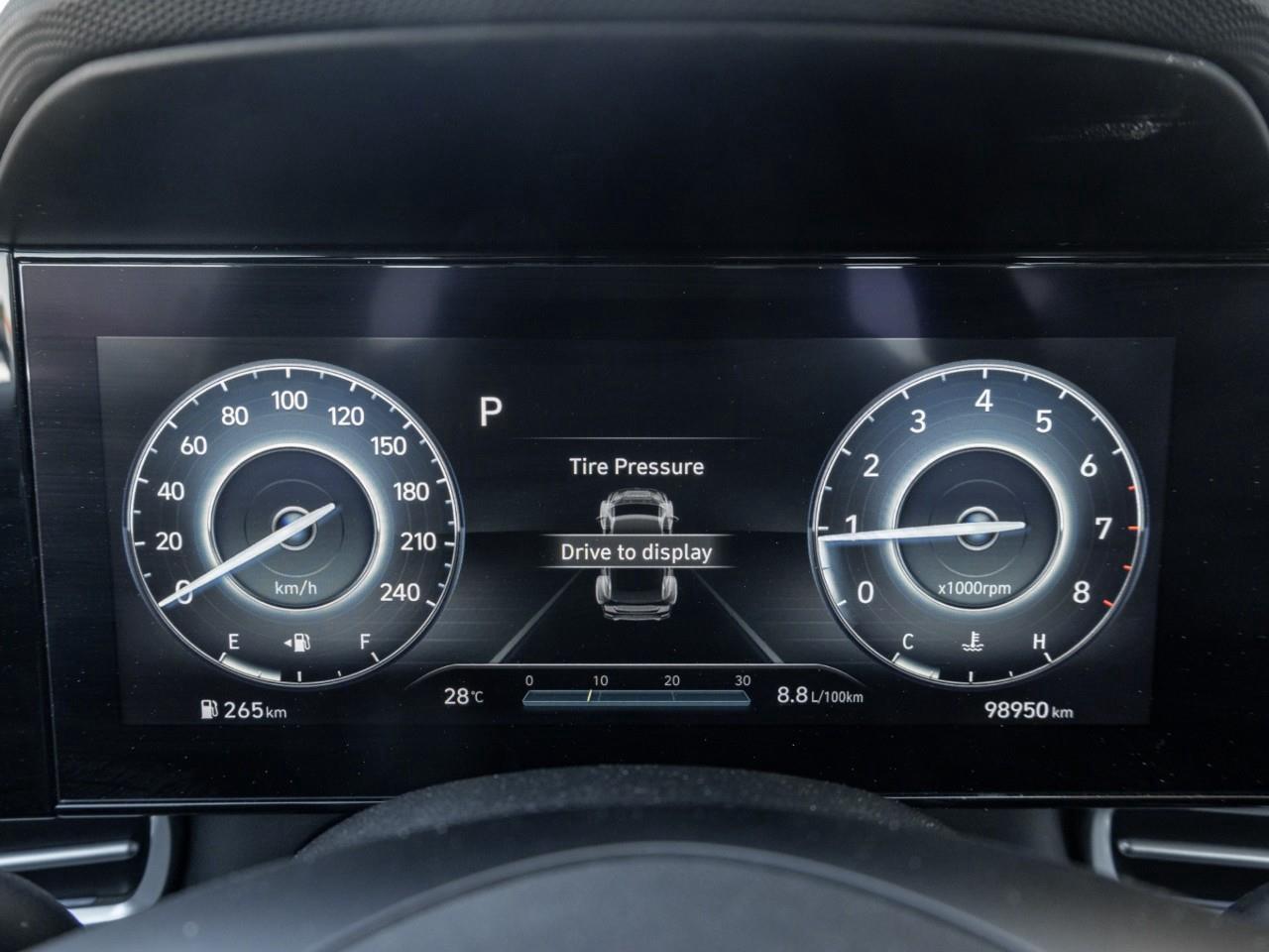 2022 Hyundai Elantra Ultimate Tech 4dr Sedan Photo