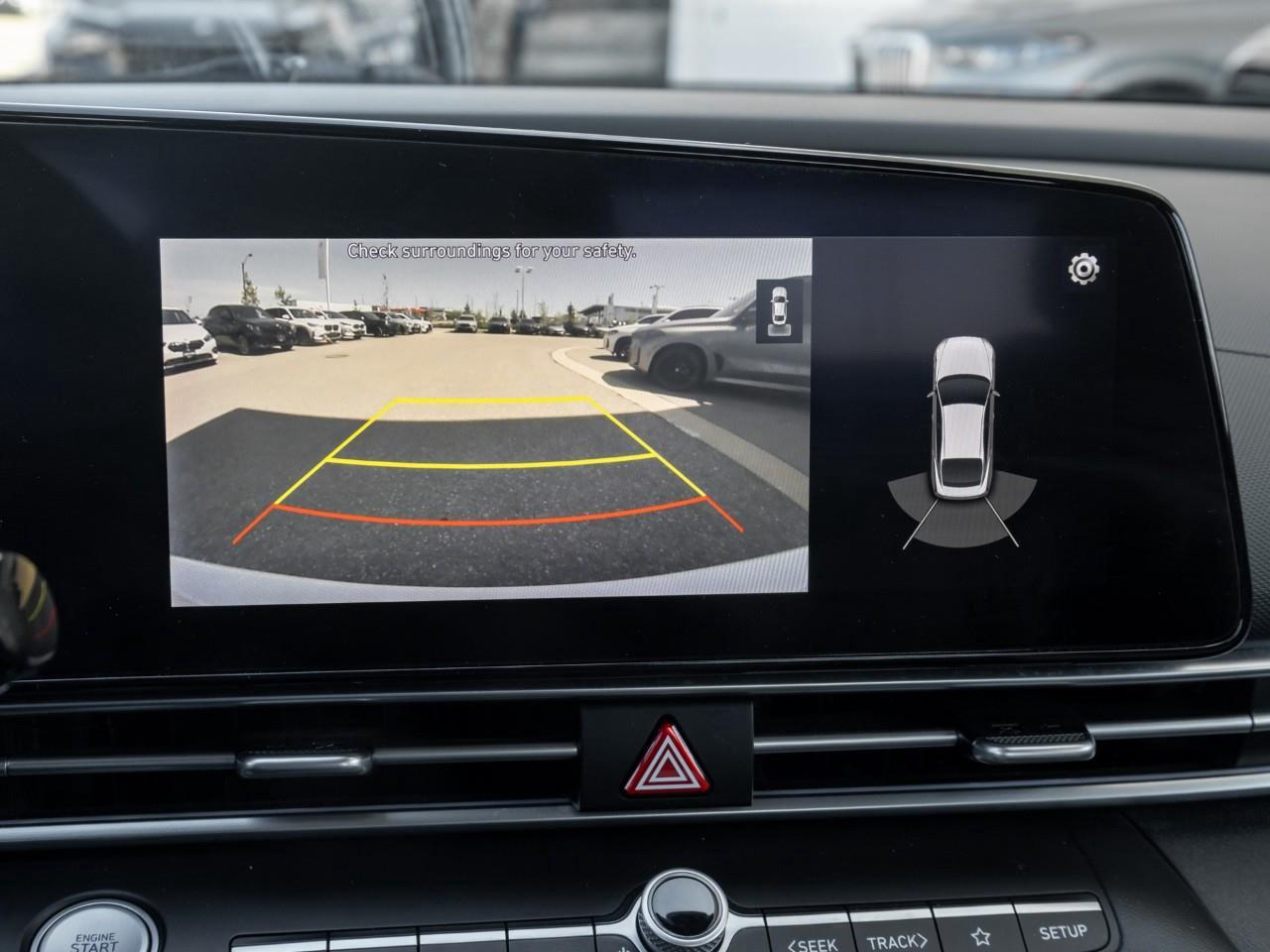 2022 Hyundai Elantra Ultimate Tech 4dr Sedan Photo