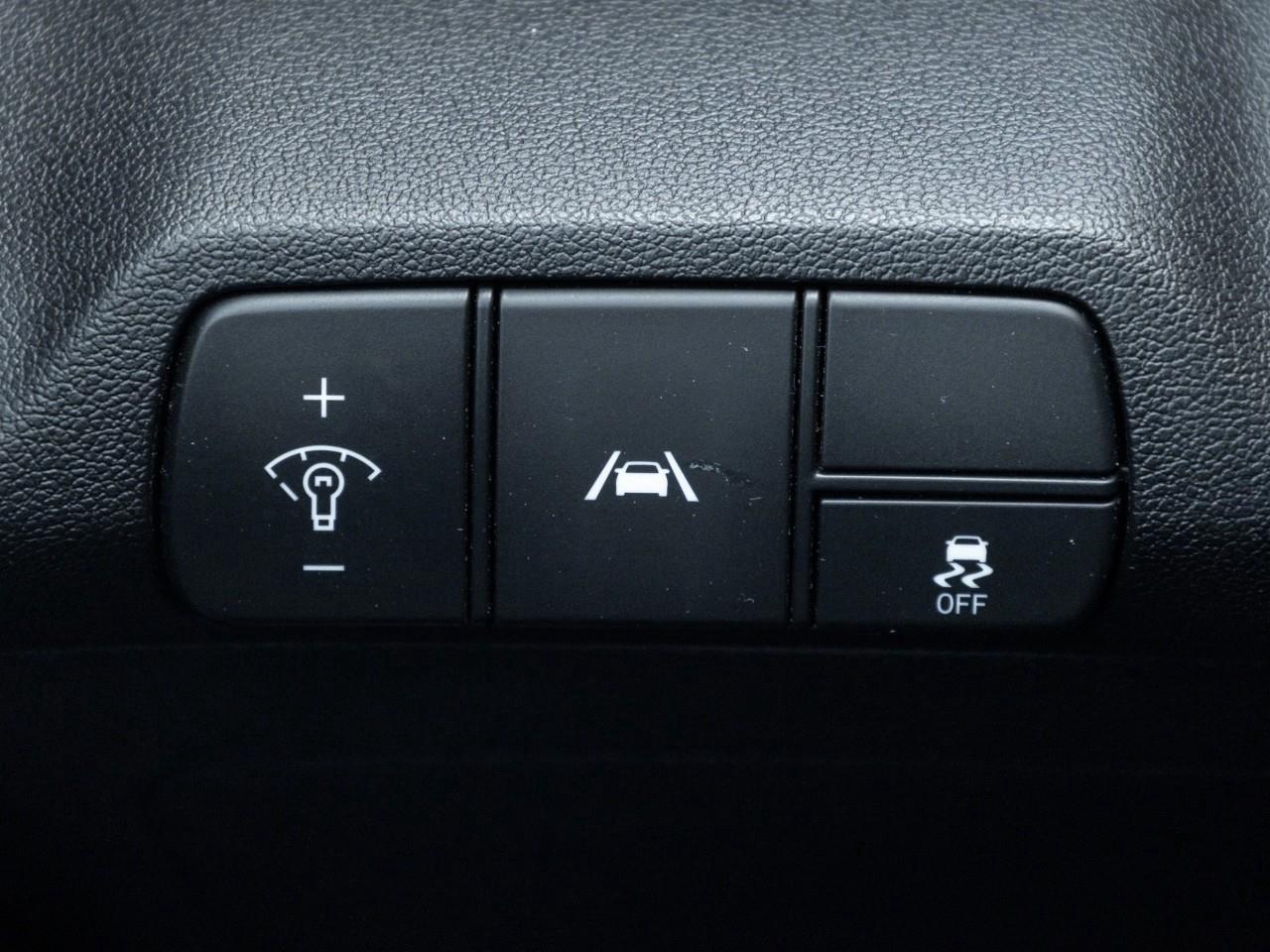 2022 Hyundai Elantra Ultimate Tech 4dr Sedan Photo