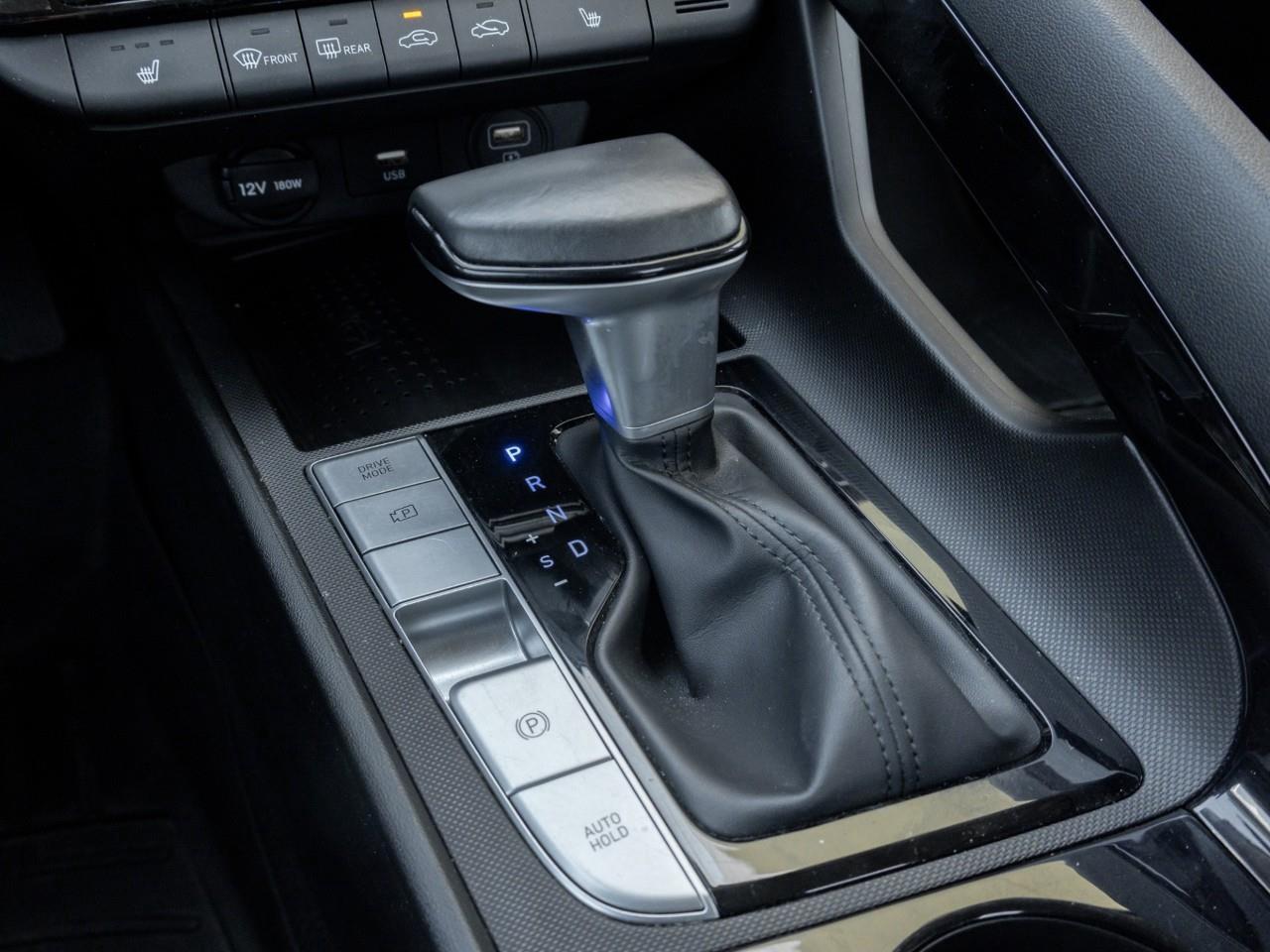 2022 Hyundai Elantra Ultimate Tech 4dr Sedan Photo