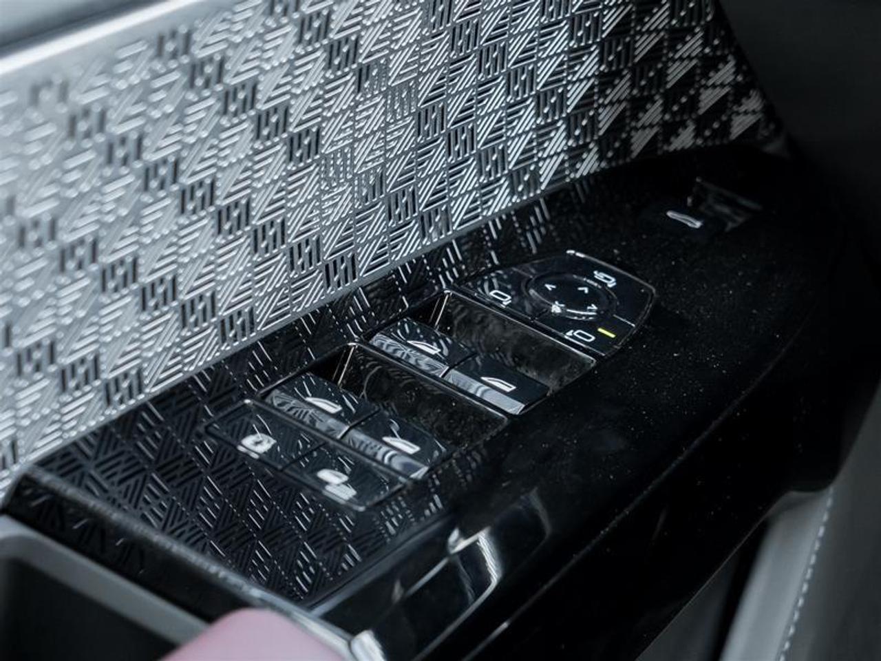 2024 BMW i7 xDrive60 4dr All-Wheel Drive Sedan Photo