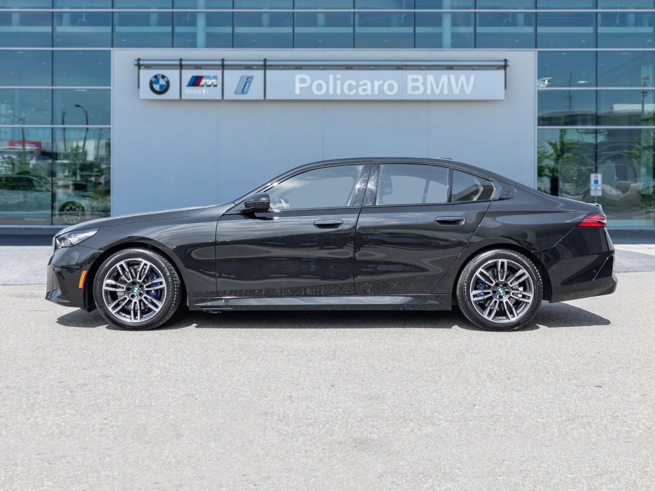 2024 BMW 530 i xDrive 4dr All-Wheel Drive Sedan Photo2