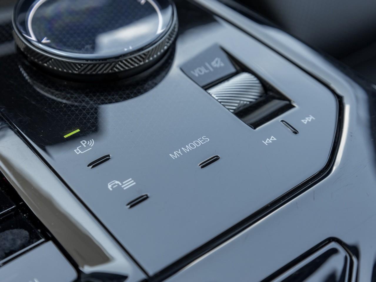 2024 BMW 530 i xDrive 4dr All-Wheel Drive Sedan Photo